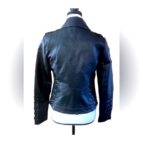 Steve Madden Black Leather Laced Up Sleeves & Sides Motorcycle Jacket Womens Sm - Picture 5 of 12